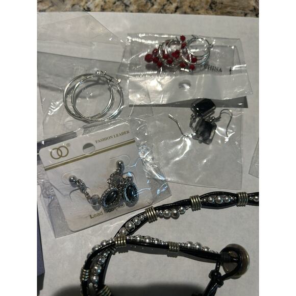 New Costume‎ Fashion Jewelry Lot Of Mixed Toned Colorful w Lucky, Pearl NOS Vntg - Picture 6 of 9